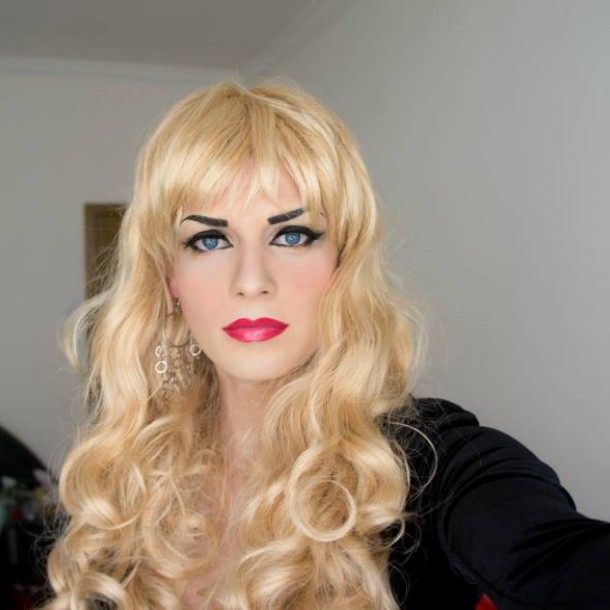 Rencontre pour sexe hard  avec jolie transsexuelle ouverte Regaussou
